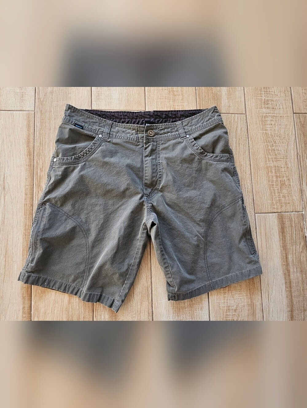 KUHL Renegade Cargo Shorts Men 35 Green Hiking Outdoor Tactical Gorpcore Utility